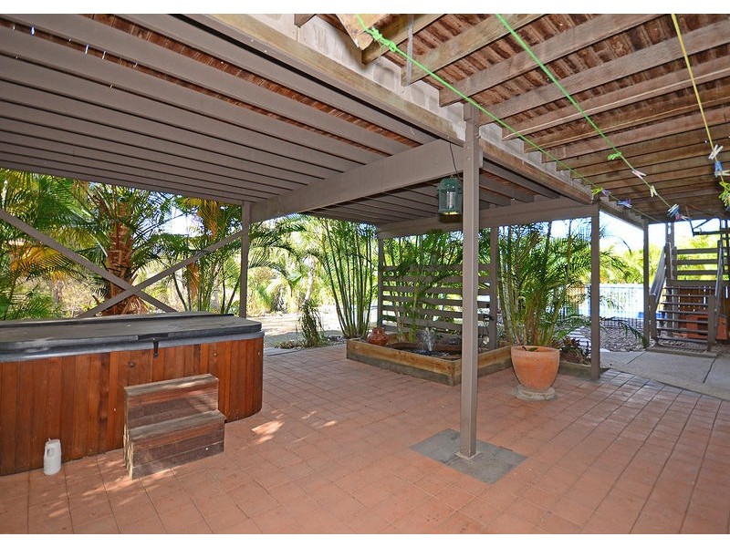 20 Oslove Dr, Booral QLD 4655