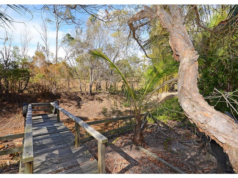 20 Oslove Dr, Booral QLD 4655