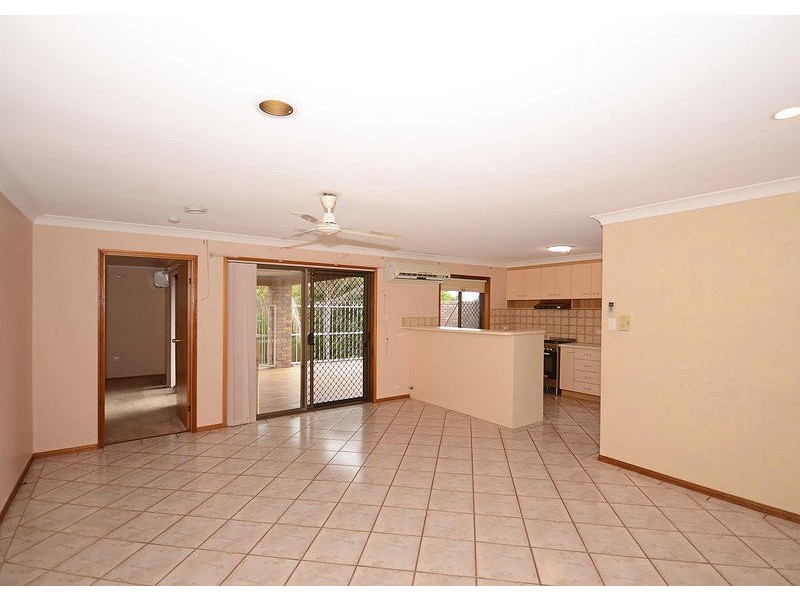 49 Jensen Dr, Urraween QLD 4655