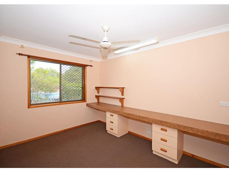 49 Jensen Dr, Urraween QLD 4655