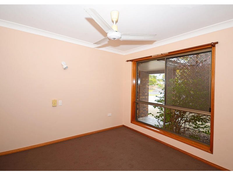 49 Jensen Dr, Urraween QLD 4655