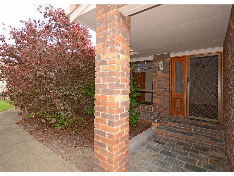 49 Jensen Dr, Urraween QLD 4655