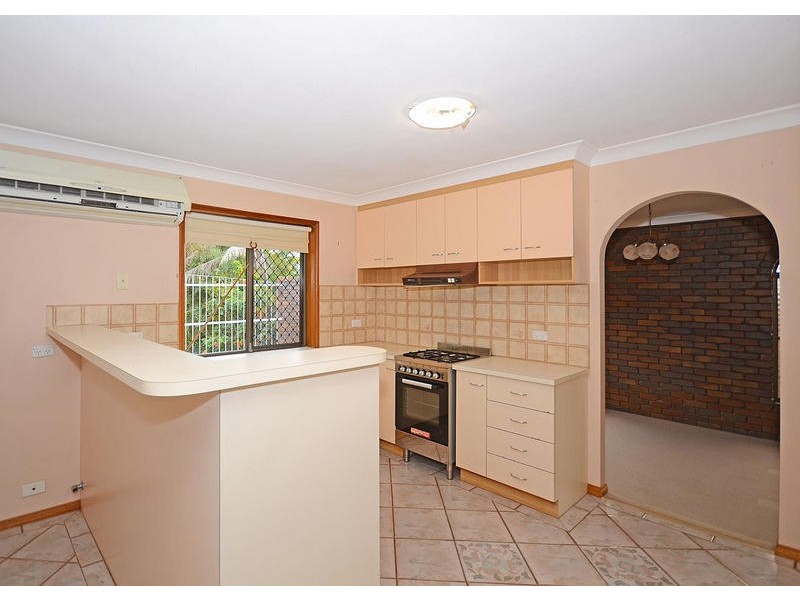 49 Jensen Dr, Urraween QLD 4655