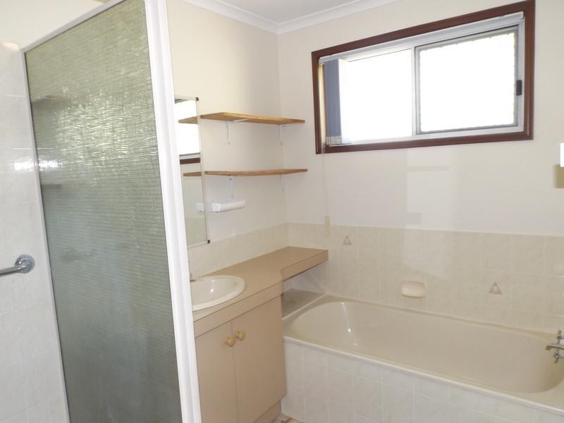 366 Boat Harbour Dr, Scarness QLD 4655