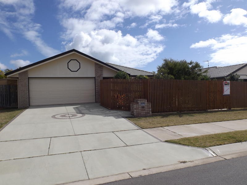 38 Moonstone Dr, Urangan QLD 4655
