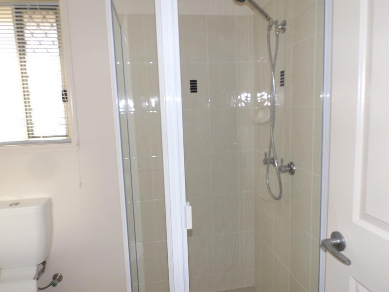 38 Moonstone Dr, Urangan QLD 4655