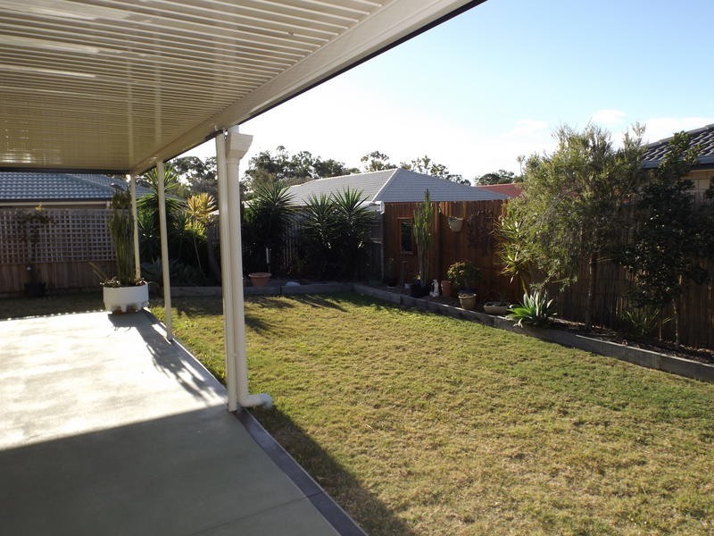 38 Moonstone Dr, Urangan QLD 4655