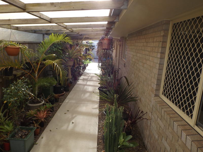 38 Moonstone Dr, Urangan QLD 4655