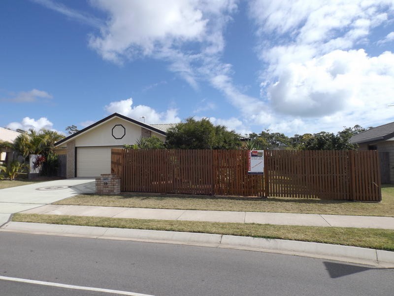38 Moonstone Dr, Urangan QLD 4655
