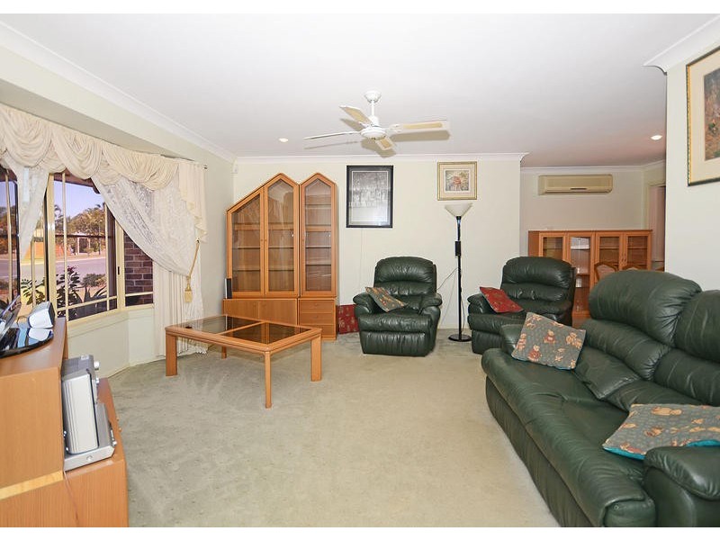 25 Ibis Blvd, Eli Waters QLD 4655