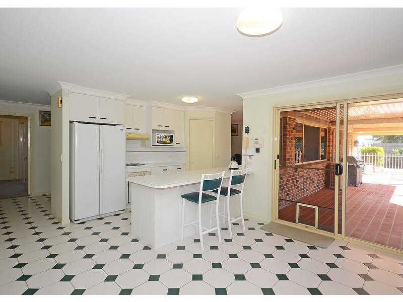 25 Ibis Blvd, Eli Waters QLD 4655