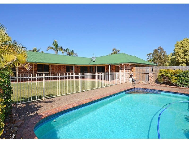 25 Ibis Blvd, Eli Waters QLD 4655