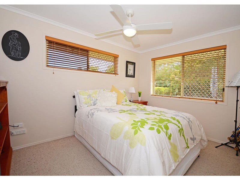 23 Corser St, Point Vernon QLD 4655