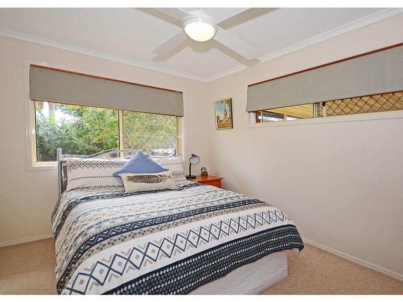 23 Corser St, Point Vernon QLD 4655