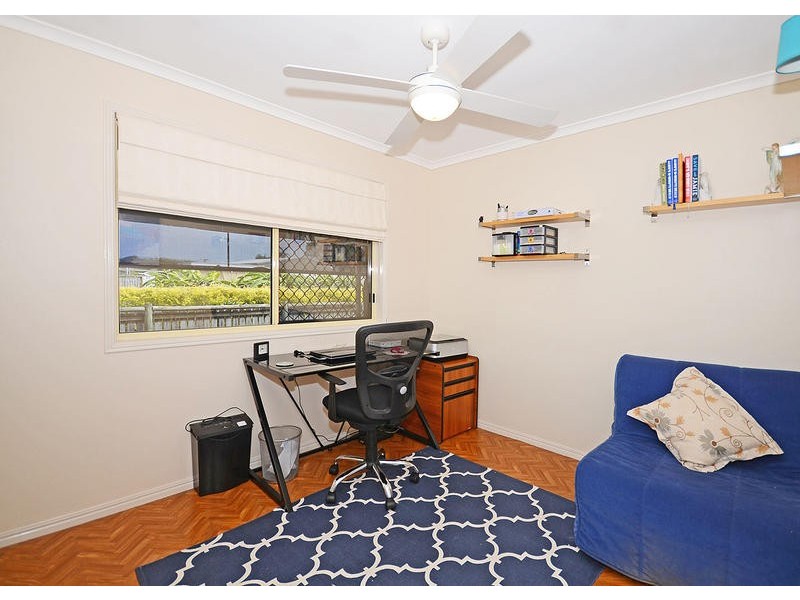 23 Corser St, Point Vernon QLD 4655