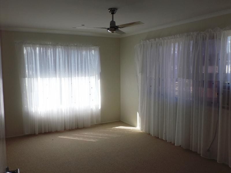 1 Gibbs St, Urangan QLD 4655
