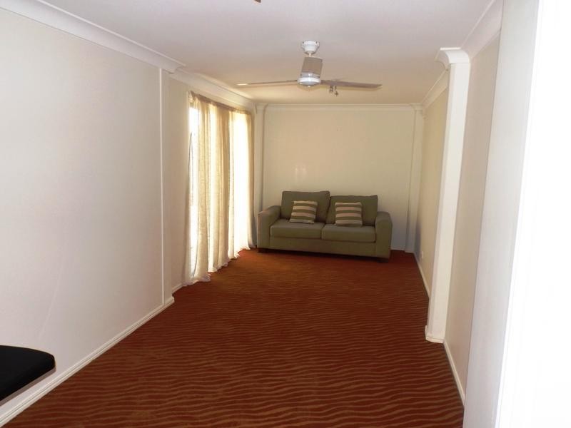 1 Gibbs St, Urangan QLD 4655
