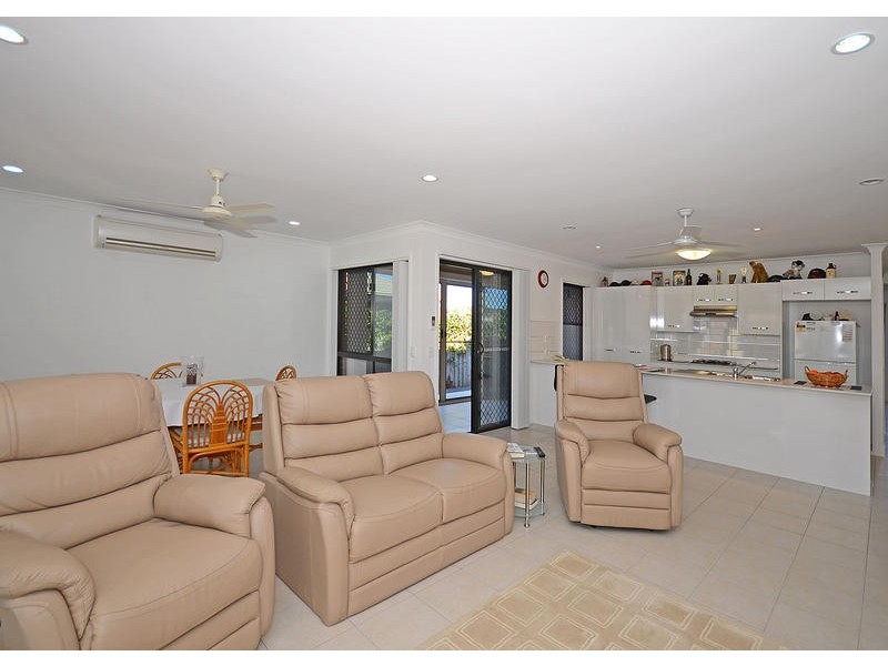 3 Forrest Ct, Urraween QLD 4655