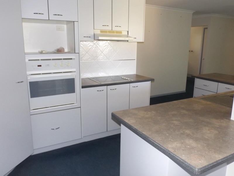 19 Caswell Court, Torquay QLD 4655