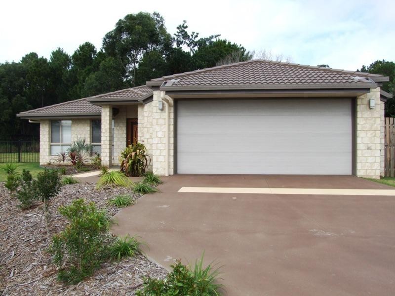 15 Zac Crt, Urraween QLD 4655