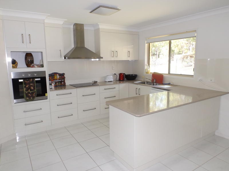 15 Zac Crt, Urraween QLD 4655