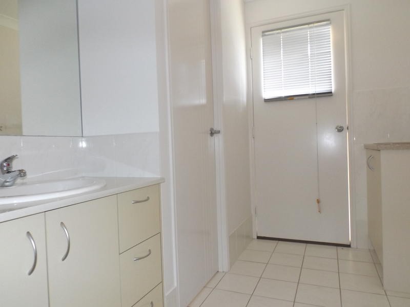 15 Zac Crt, Urraween QLD 4655