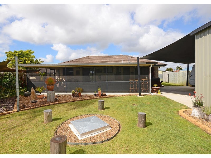 23 Pialba Downs Drive, Eli Waters QLD 4655