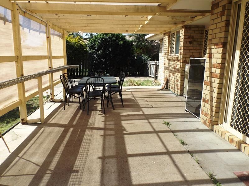 22 Shelley St, Scarness QLD 4655