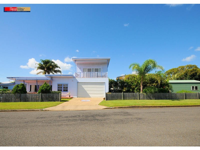6 Aplin St, Point Vernon QLD 4655