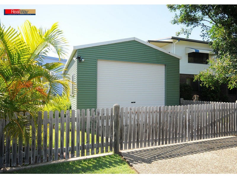 6 Aplin St, Point Vernon QLD 4655