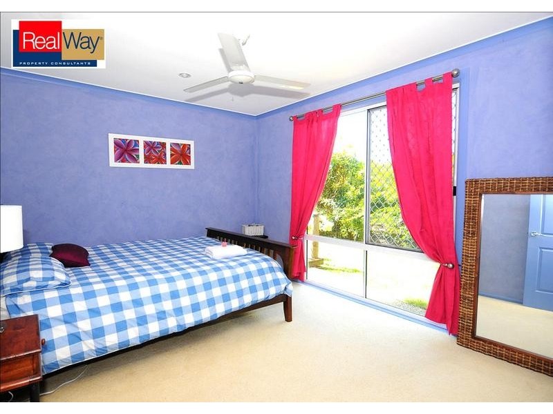 6 Aplin St, Point Vernon QLD 4655