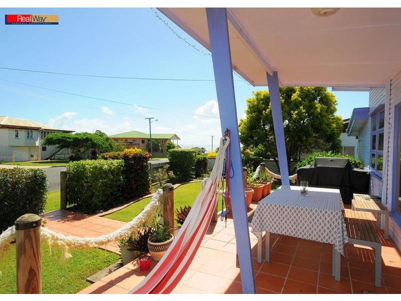 6 Aplin St, Point Vernon QLD 4655