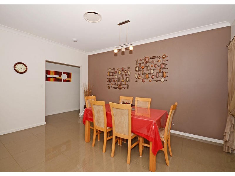 26 Parraweena Court, Point Vernon QLD 4655
