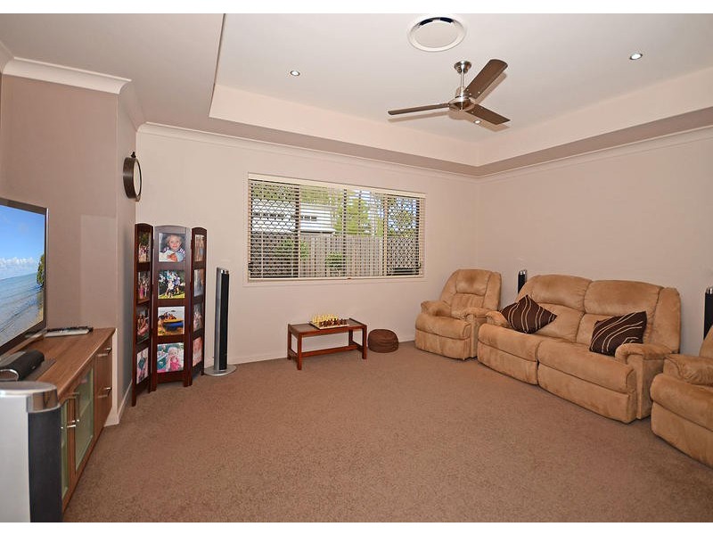 26 Parraweena Court, Point Vernon QLD 4655