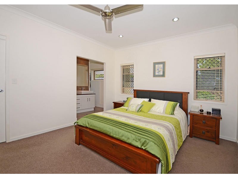 26 Parraweena Court, Point Vernon QLD 4655