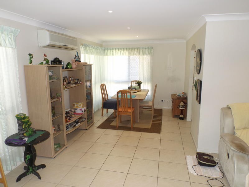 30 Bunker Ave, Urraween QLD 4655