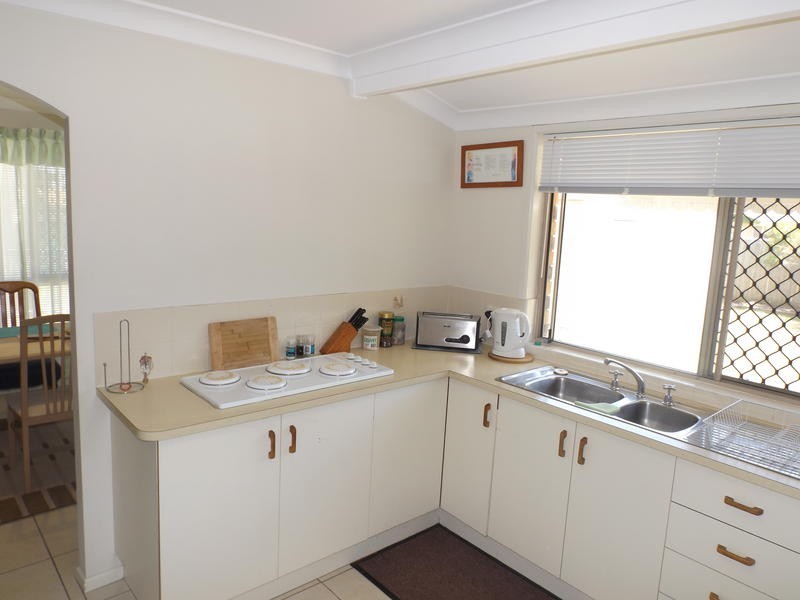 30 Bunker Ave, Urraween QLD 4655