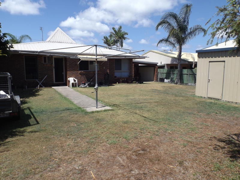 30 Bunker Ave, Urraween QLD 4655