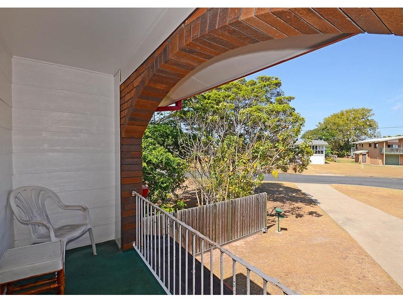 12 Flinders St, Point Vernon QLD 4655