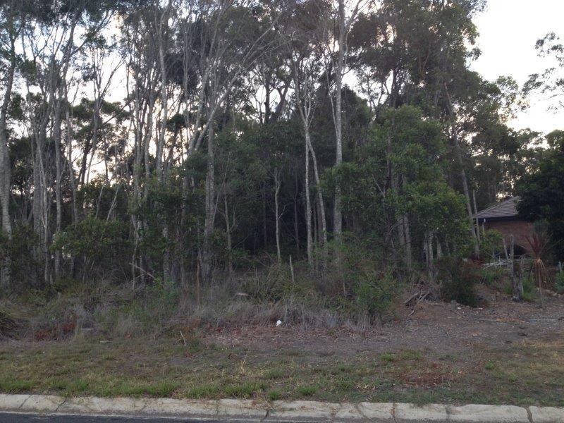 29 Bluewater Rd, Booral QLD 4655