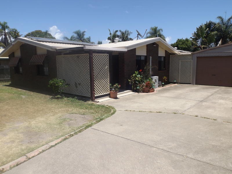 133 Elizabeth St, Urangan QLD 4655