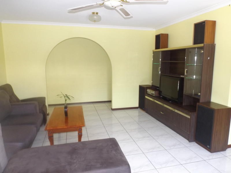 133 Elizabeth St, Urangan QLD 4655
