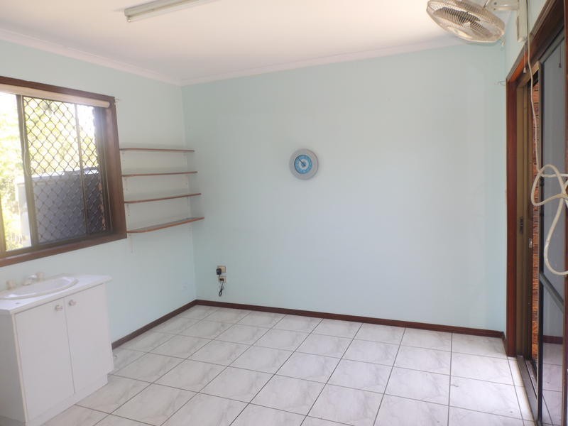 133 Elizabeth St, Urangan QLD 4655