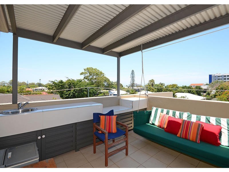 4 / 19 King St, Urangan QLD 4655