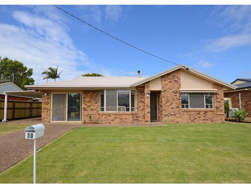 10 Granada Ct, Point Vernon QLD 4655