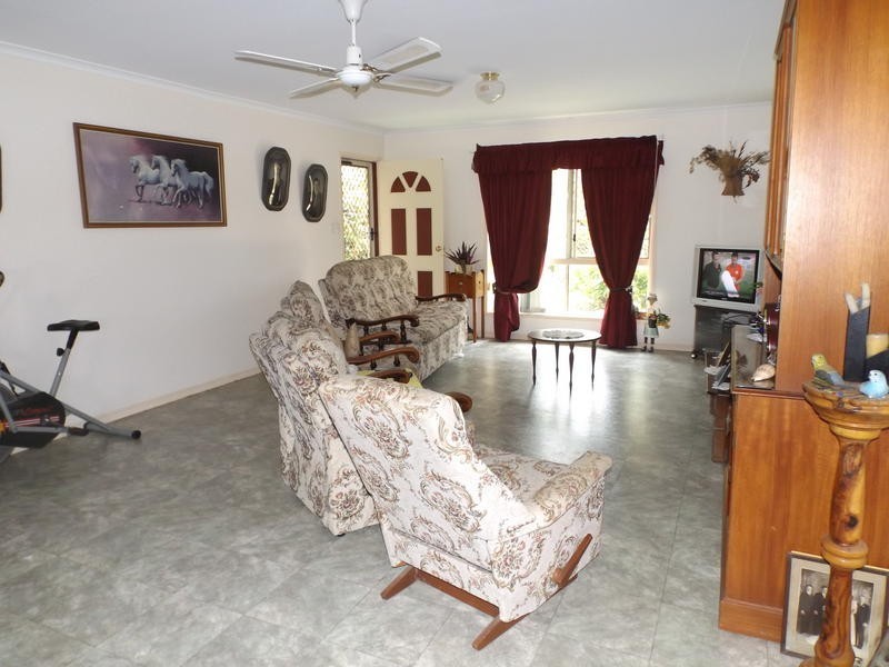 59 Aimee Dr, Urangan QLD 4655