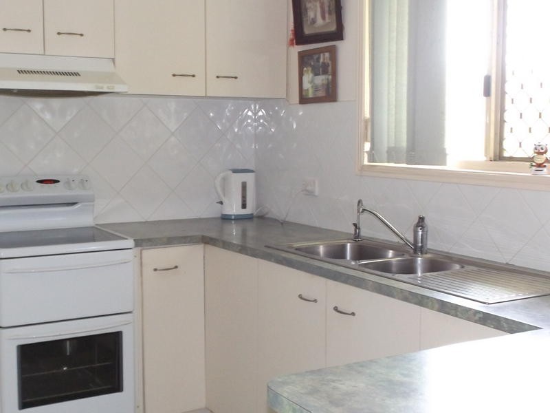 59 Aimee Dr, Urangan QLD 4655