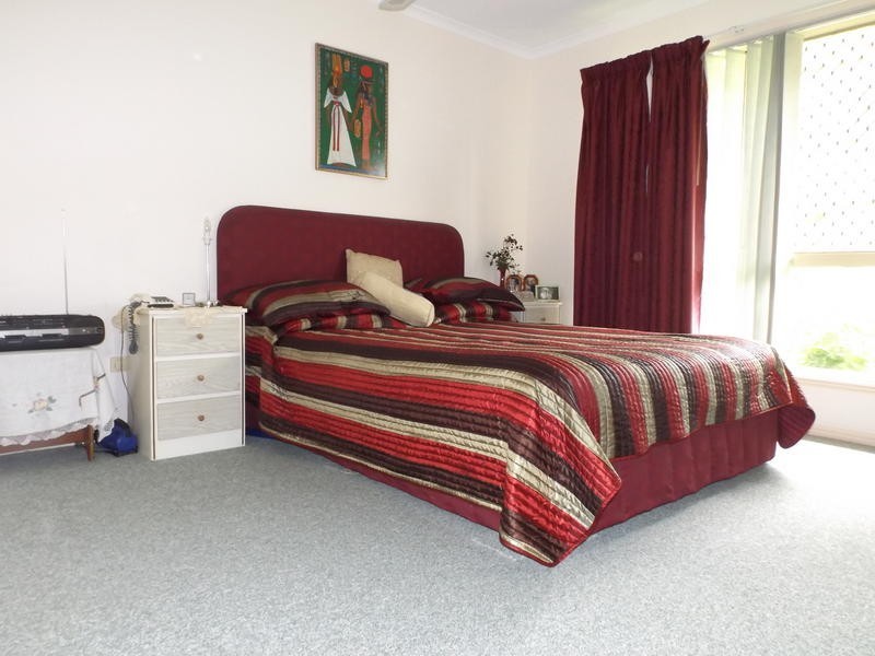 59 Aimee Dr, Urangan QLD 4655