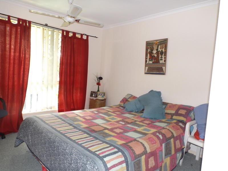 59 Aimee Dr, Urangan QLD 4655