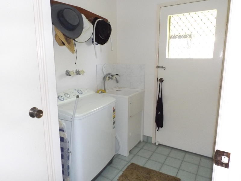 59 Aimee Dr, Urangan QLD 4655